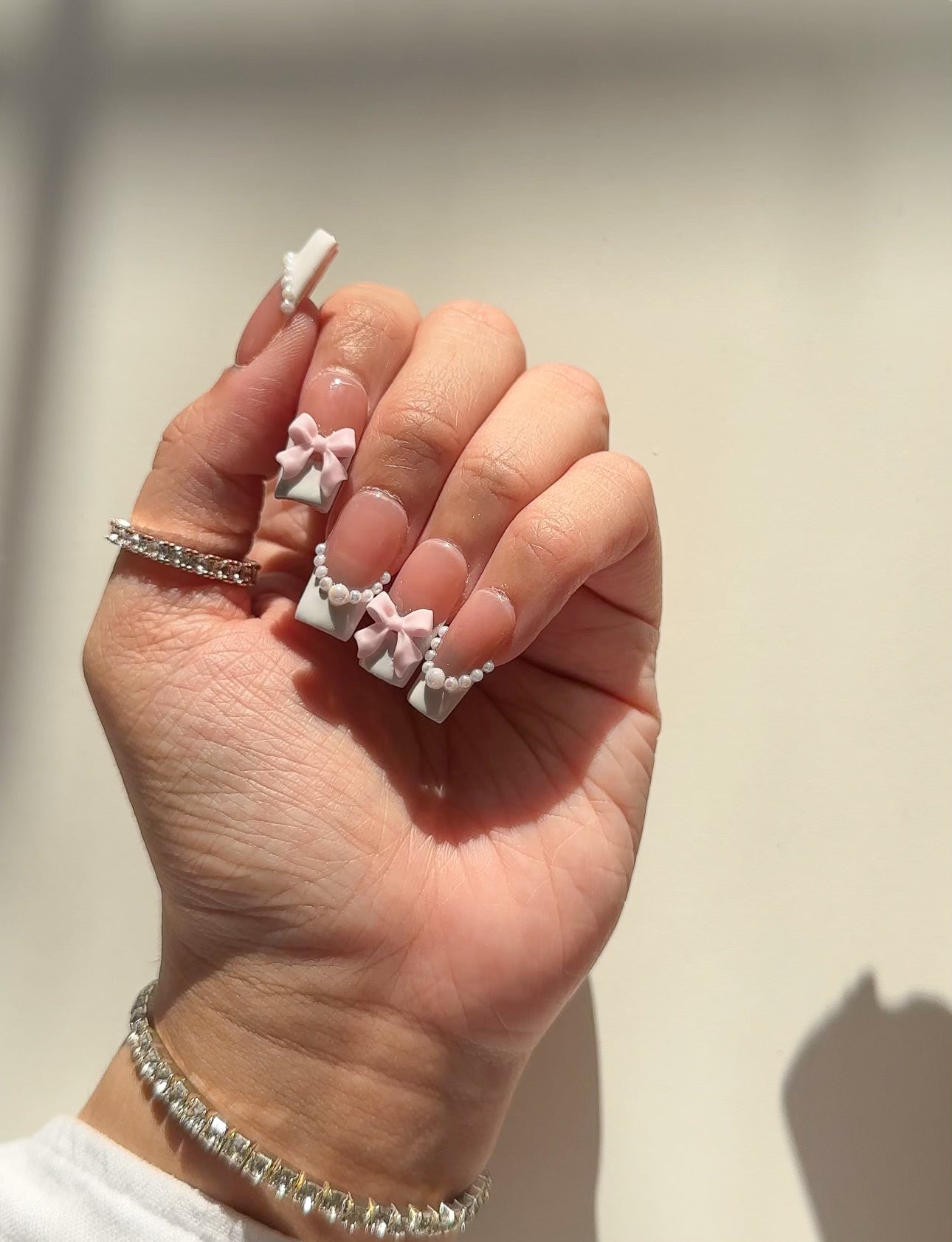 Bow's Press on Nails