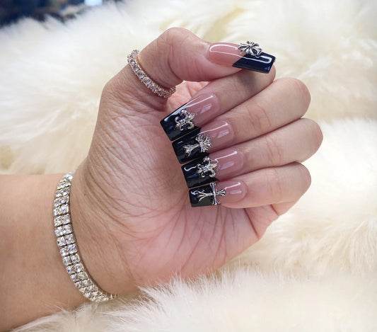 "Chrome Inspo" press on nails