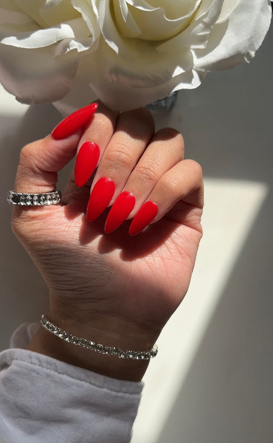 Red press on nails