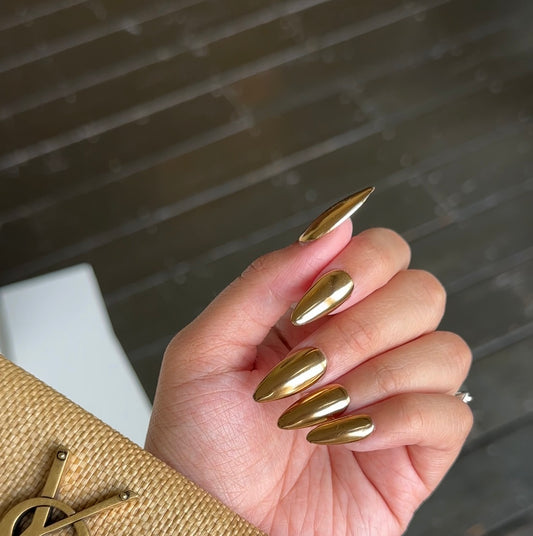 Gold press on nails